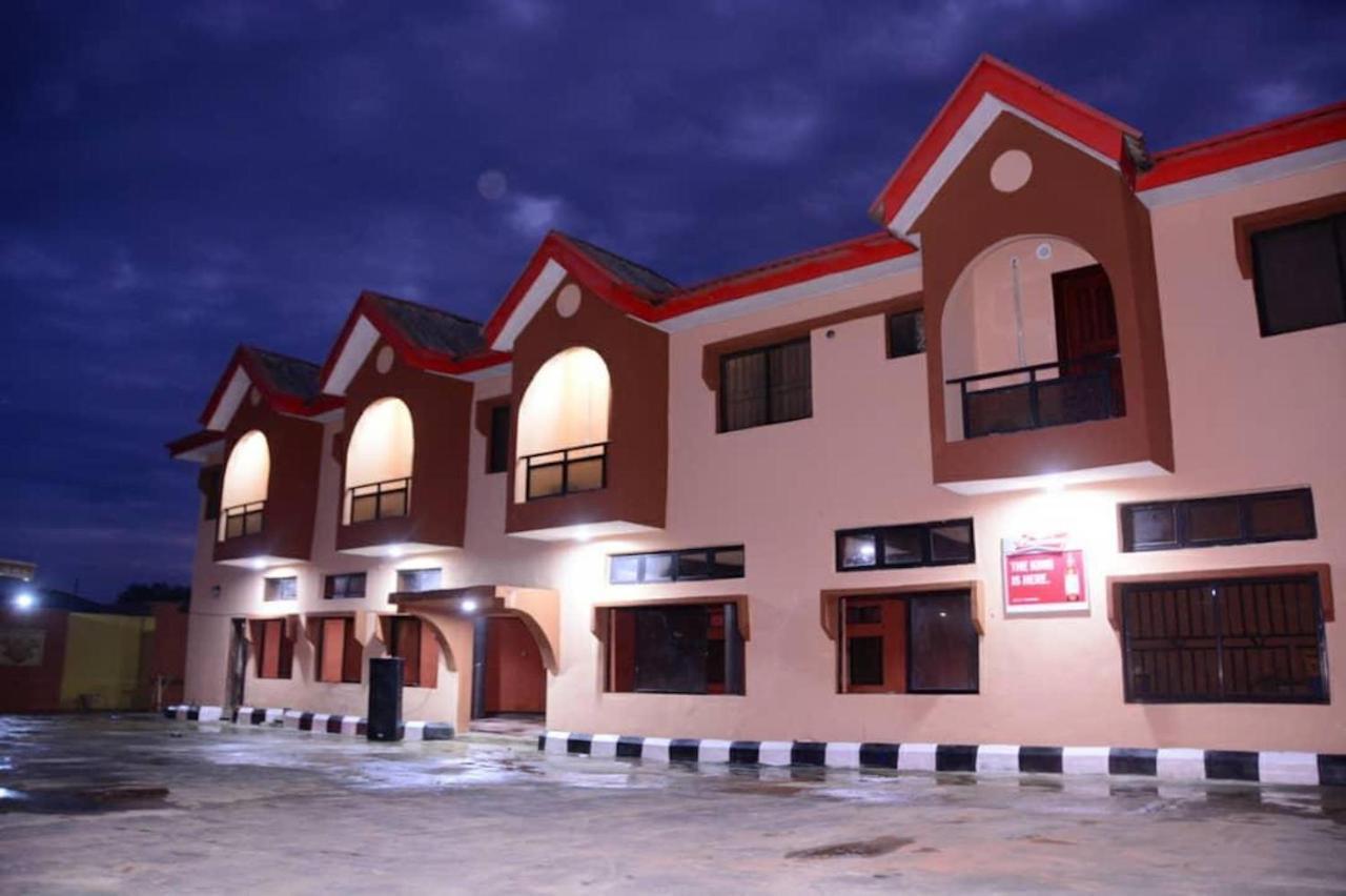 De Wise Hotel Adegbite Exterior photo